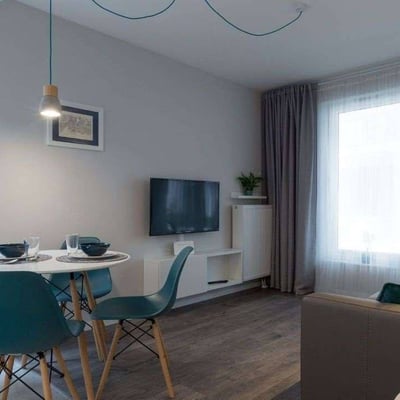 Location d’un appartement chaleureux de 2 pièces, 37 m², dans le quartier Stare Podgórze, Cracovie, Pologne